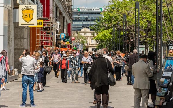 Români, împărțiți de sprijinul logistic pentru SUA în războiul din Iran