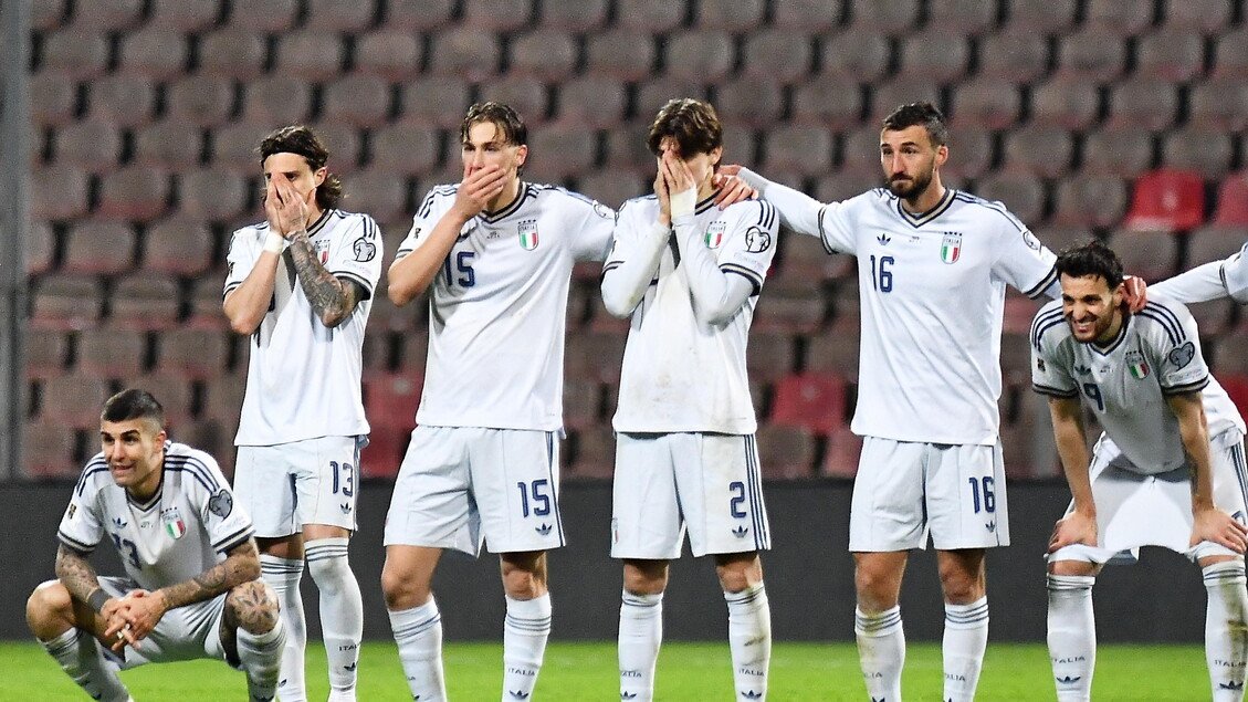 Italia, pentru a treia oară consecutiv, a ratat calificarea la Campionatul Mondial, fiind eliminată în meciul de baraj disputat la Zenica, Bosnia și Herțegovina