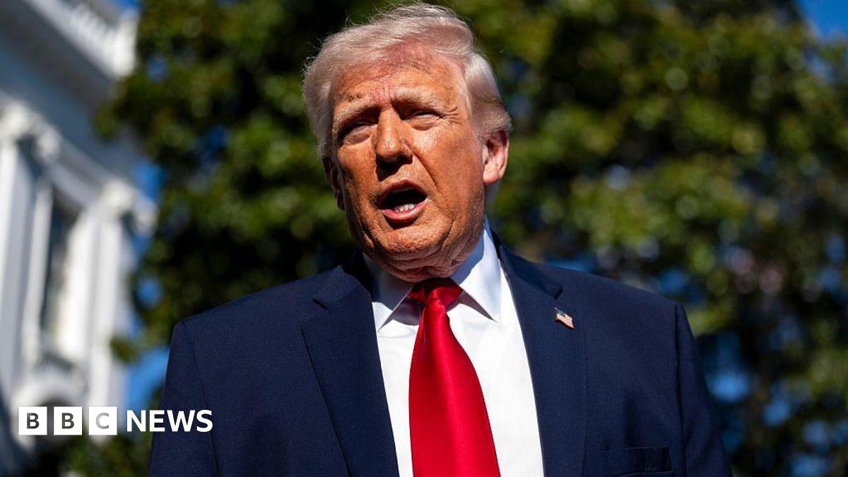 Trump amenință Iranul: SUA va "bloca" Strâmtoarea Hormuz din cauza ambițiilor nucleare