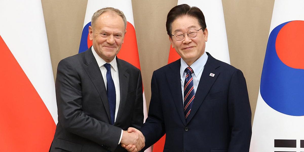 Polonia bagă 40 de miliarde € în armament sud-coreean: Ce vrea de la Seul?