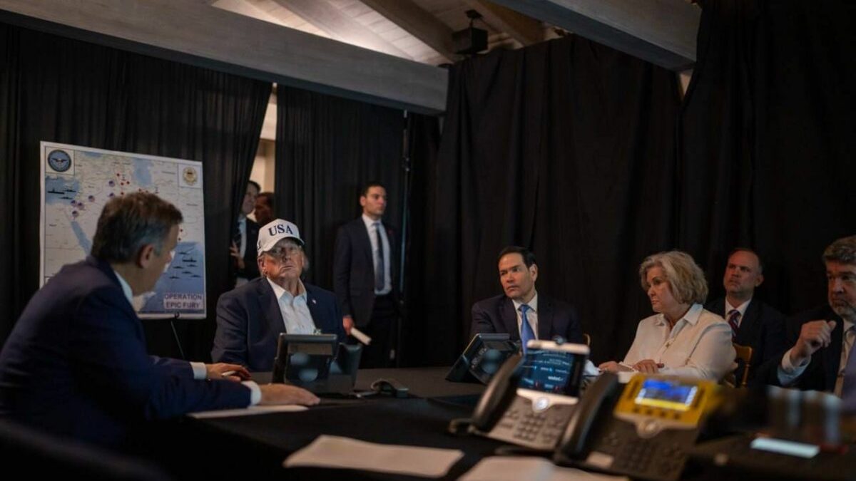 Trump, ședință de urgență la Casa Albă: Criza din Strâmtoarea Ormuz