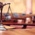 Vicepreședintele Consiliului Județean Argeș, MARIUS FLORINEL NICOLAESCU, alături de TATIANA EFTIMIE, director general al Direcției Generale de Asistență Socială și Protecția Copilului Argeș, și ADELA GOGOAȘE, director adjunct al aceleiași direcții, au fost trimiși în judecată de către procurorii Direcției Naționale Anticorupție (DNA)