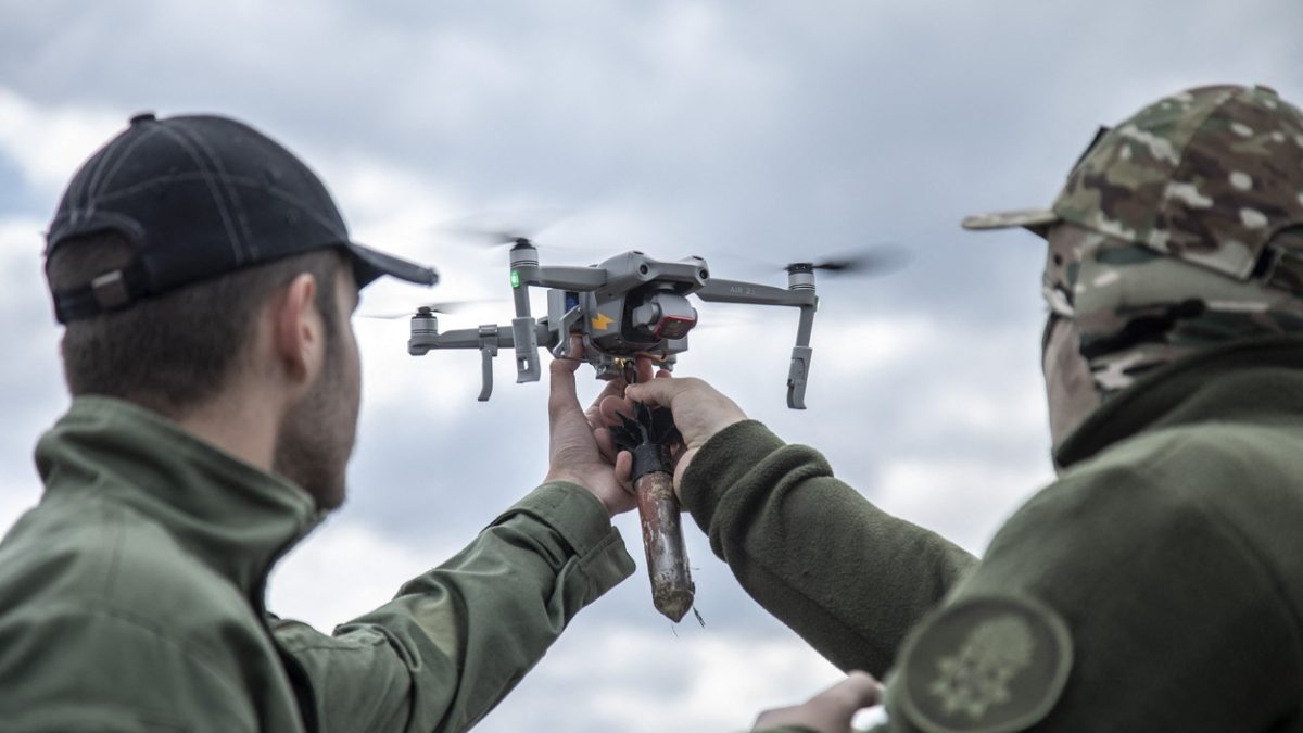 Europa, învinsă în războiul dronelor: Tehnologia vrea mai mult decât poate oferi