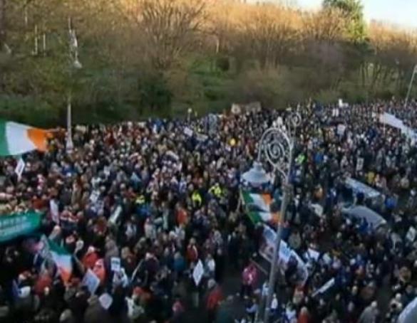 Irlanda, blocată de fermieri furioși: Dublin, acuzat de măsuri insuficiente