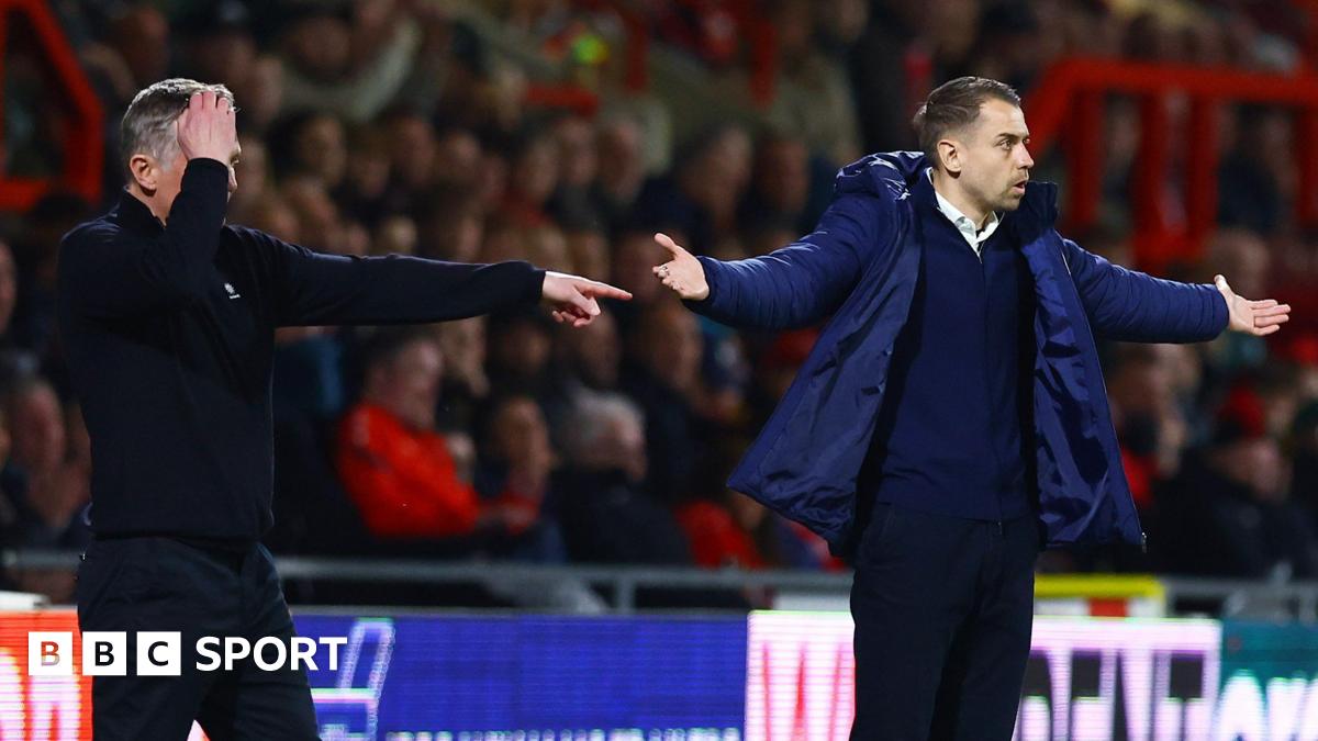 Wrexham se află într-o situație dificilă în meciul cu Southampton, după o primă repriză pe care au încheiat-o cu scorul de 1-2