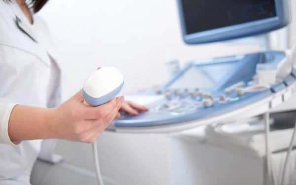 Spitalele limitează internările. Cum comentează CNAS criza