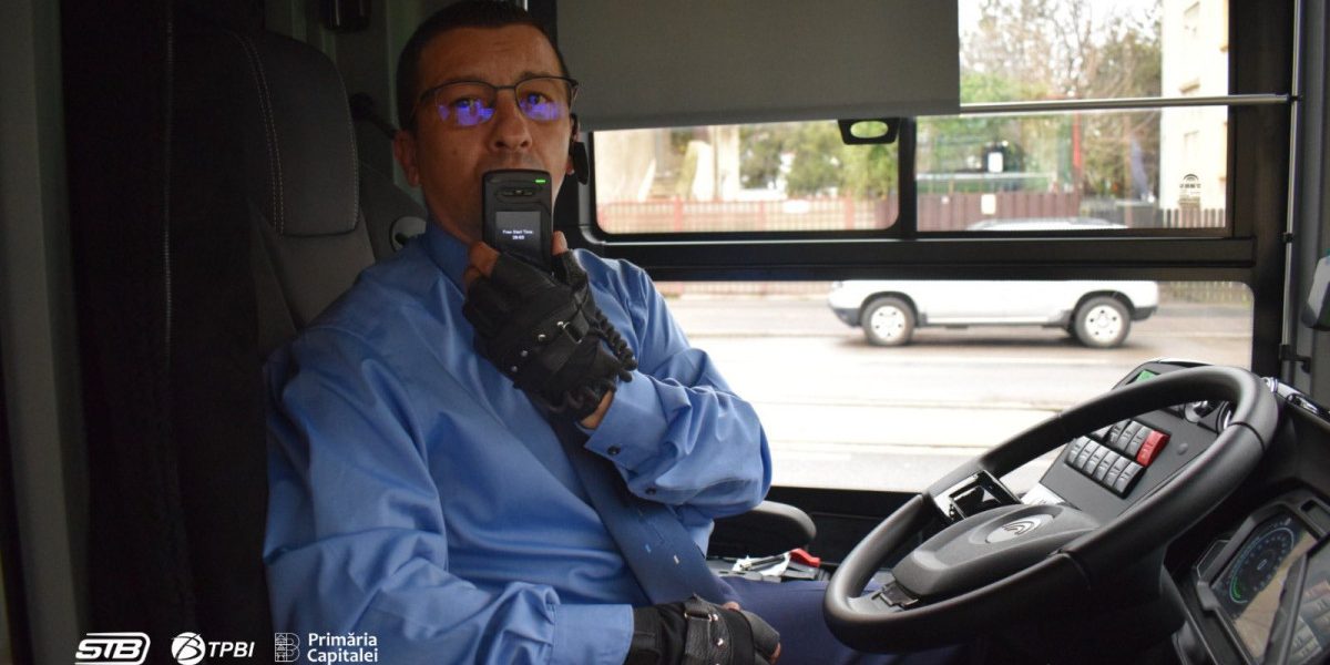 Troleibuze cu alcooltest în București: Șoferii verificați, pe ce linii au fost introduse