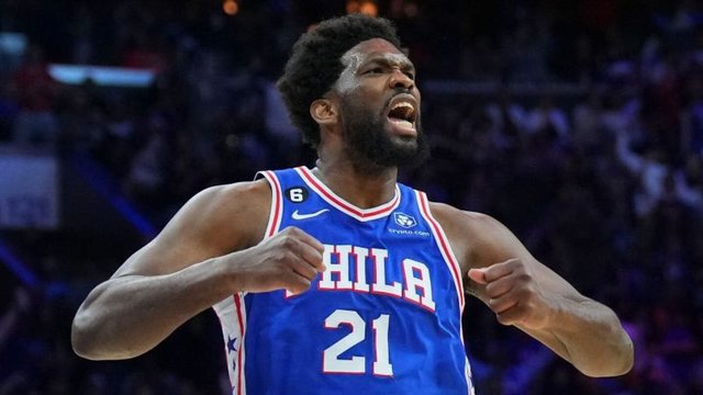 Embiid, operat de urgență! Starul NBA ratează startul playoff-urilor