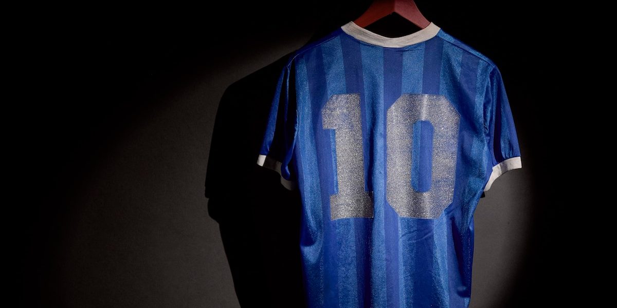 De la Diego la Messi: tricourile-simbol, de pe teren pe marele ecran