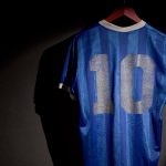 De la Diego la Messi: tricourile-simbol, de pe teren pe marele ecran