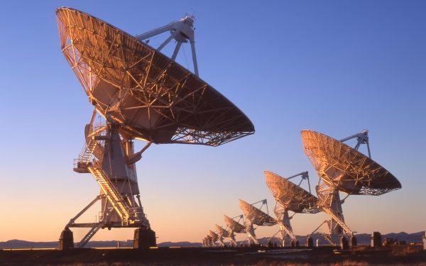 Extratereștrii: O întrebare veche de la Aristotel ne bântuie și azi!