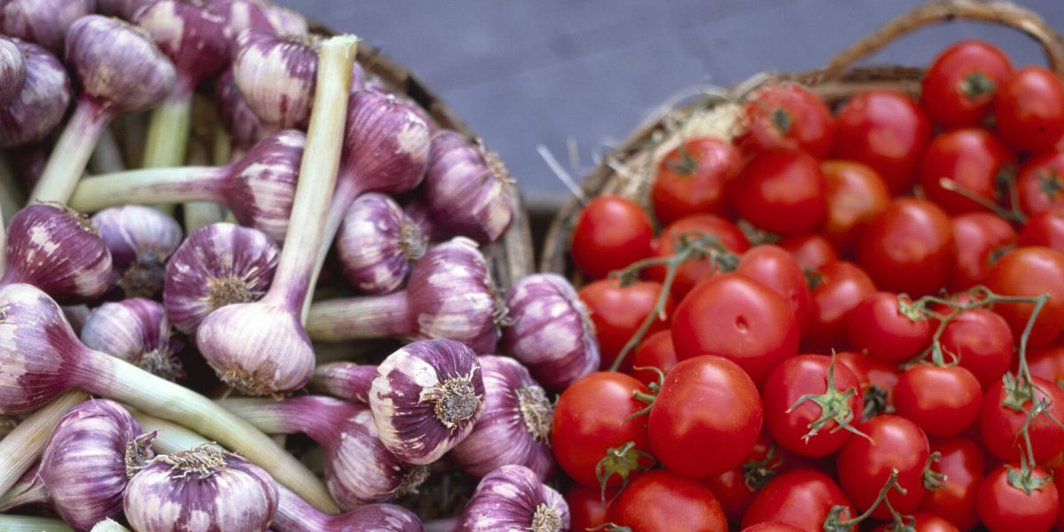 Amenzi URIAȘE pentru fermieri: Pot primi 35.000 de lei din partea ANF