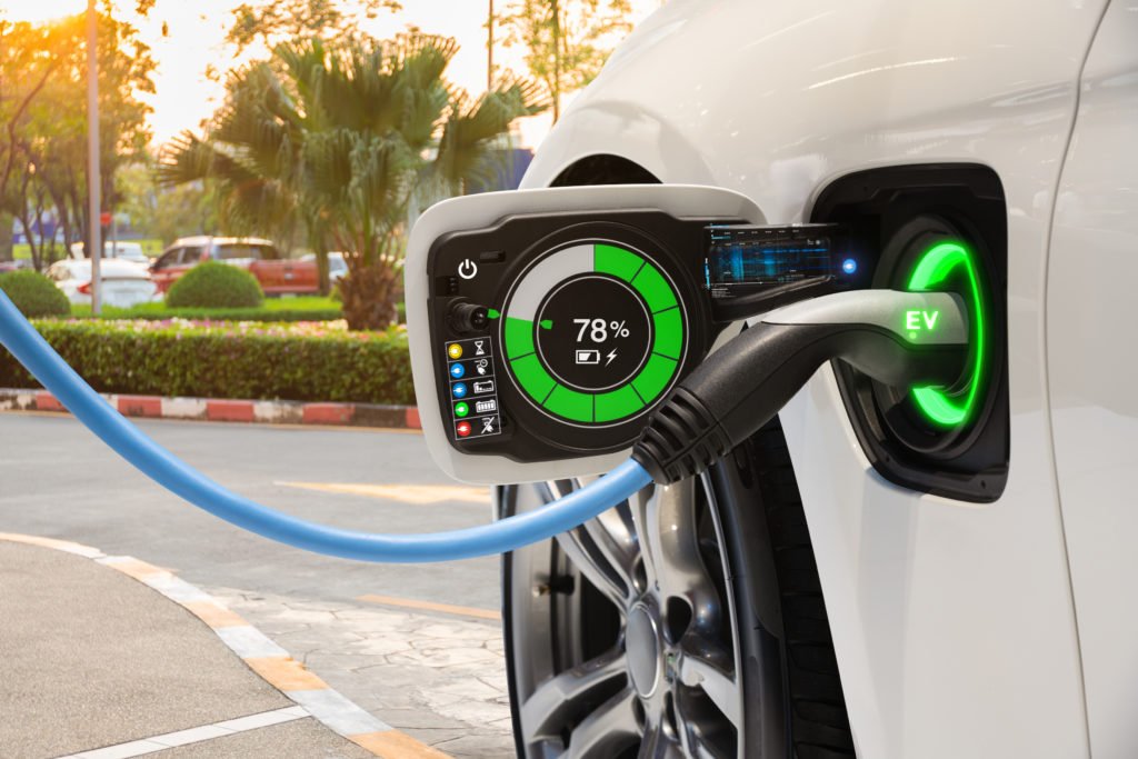 Cota De Piață A Mașinilor Electrice În România Crește Semnificativ Cota de piață a mașinilor complet electrice în România a atins 6,5% din totalul înmatriculărilor în luna martie a acestui an, o creștere importantă față de cele 2,8% înregistrate în aceeași perioadă a anului 2023