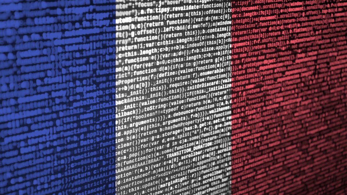 Franța, pas decisiv: Renunță la Windows pentru Linux, sfidând tehnologia americană