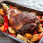 Marinată de miel ca la carte: Trucul secret pentru friptură divină