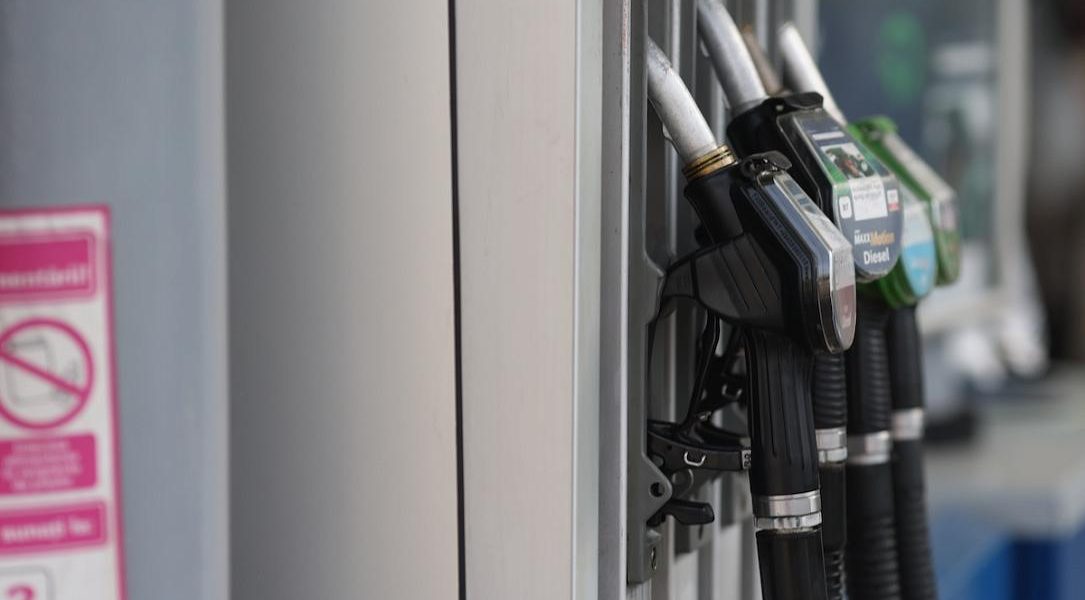 România: Sfârșit de mandat fără probleme la combustibil, anunță guvernul