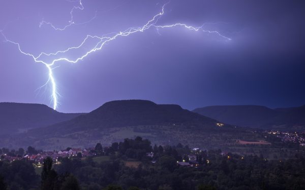 Bulgar fulgerat mortal pe munte: Tragedie pentru un turist