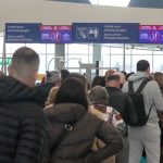 Paște sub semnul crizei: Mai puțini români aleg vacanțe în străinătate