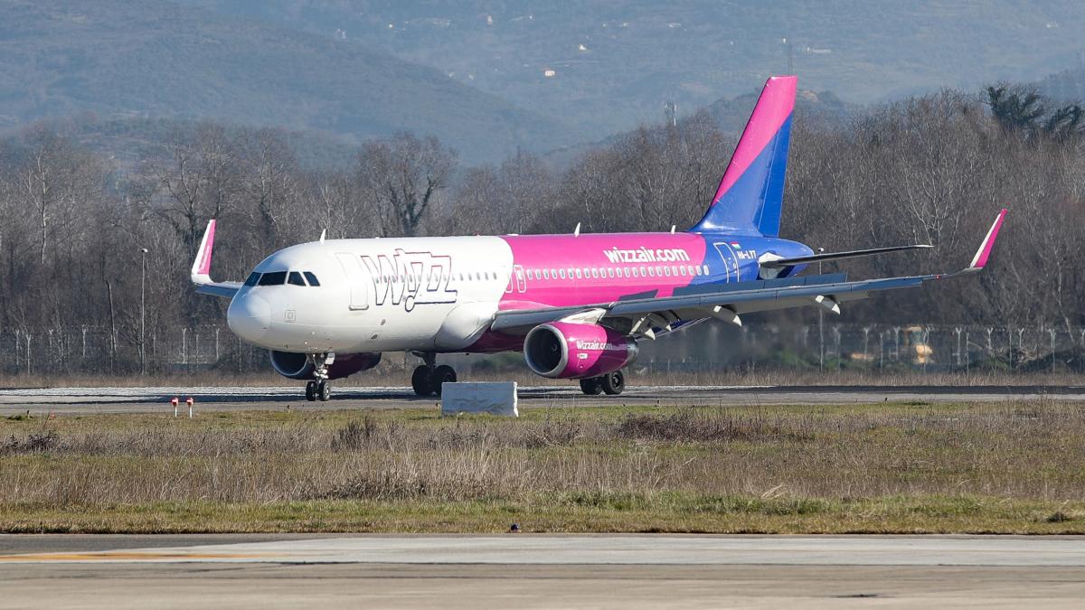 Wizzair schimbă策略a și permite mesaje în timpul zborului