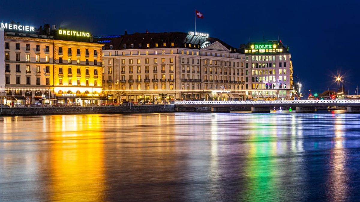 Elvețienii decid prin referendum: Vor schimba politica exportului de arme