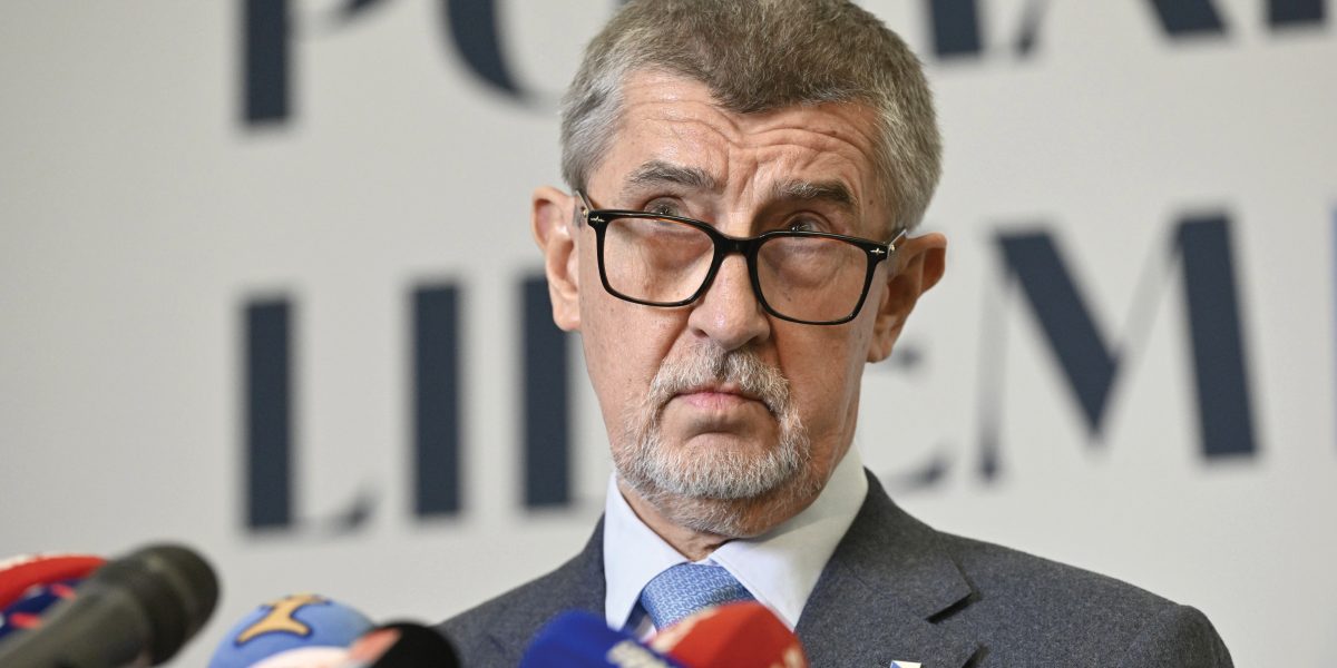 Premierul Cehiei, sprijin clar pentru Viktor Orban înaintea alegerilor