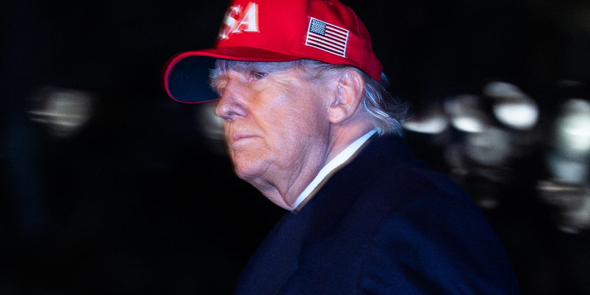 Președintele SUA, Donald Trump, a readus în atenție subiectul Groenlandei și a criticat din nou NATO, stârnind controverse pe scena internațională