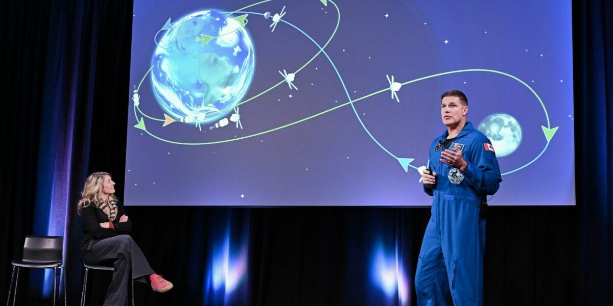 Reid Wiseman: iPhone-ul tău are mai multă putere de calcul decât misiunile Apollo din anii 60