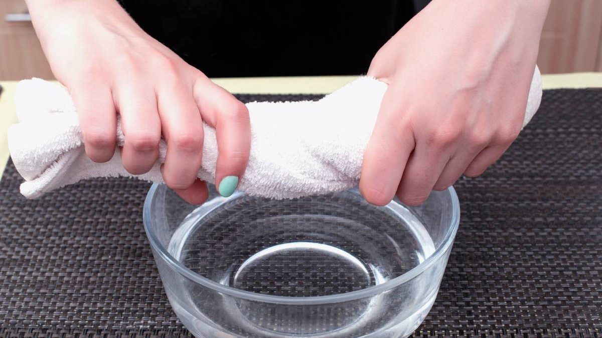 Află cum scazi tensiunea arterială: trucul simplu cu un prosop