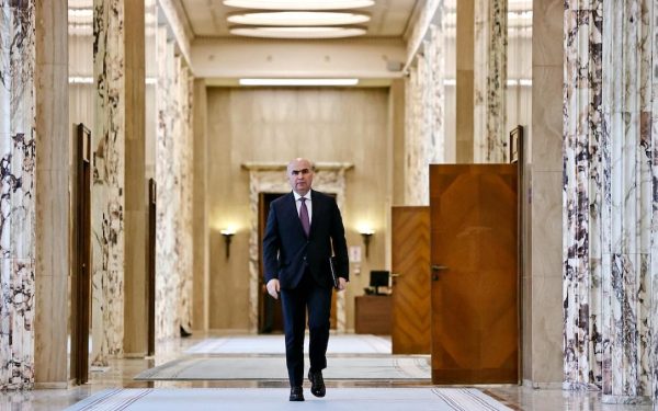 Premierul României anunță negocieri pentru un guvern minoritar