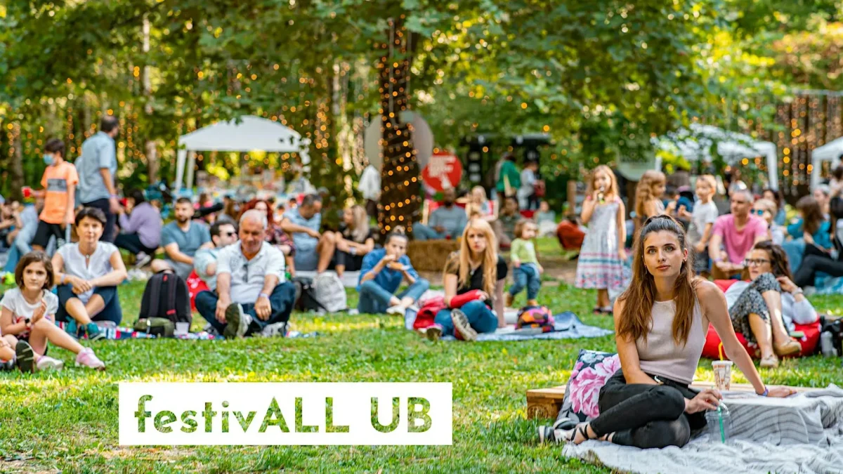 Elevii de clasa a XII-a, la festivALL UB 2.0: Cariere în Grădina Botanică
