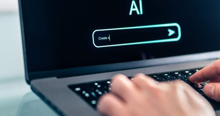 Fundatorii SanoPass investesc în FameLoop pentru a crește vizibilitatea brandurilor în fața AI-ului