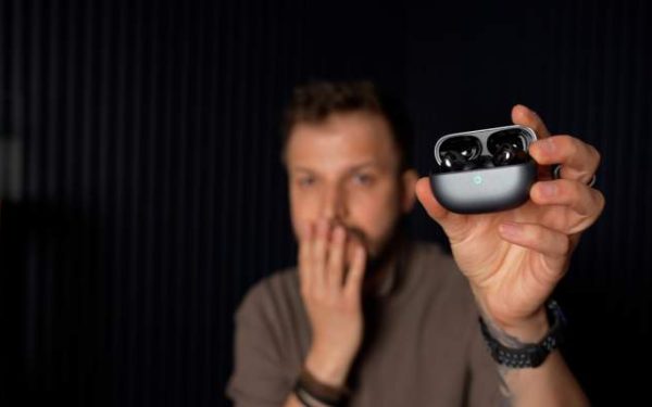 Huawei FreeBuds Pro 5: Căștile cu fir care sfidează perfecțiunea audio în România