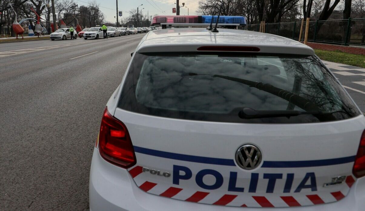 Data publicării: 27 martie 2023 Accident rutier grav în centrul municipiului Giurgiu, soldat cu răniți și deschiderea unui dosar penal Un incident rutier grav a avut loc în zona centrală a municipiului Giurgiu, luni după-amiază, în jurul orei 18:30