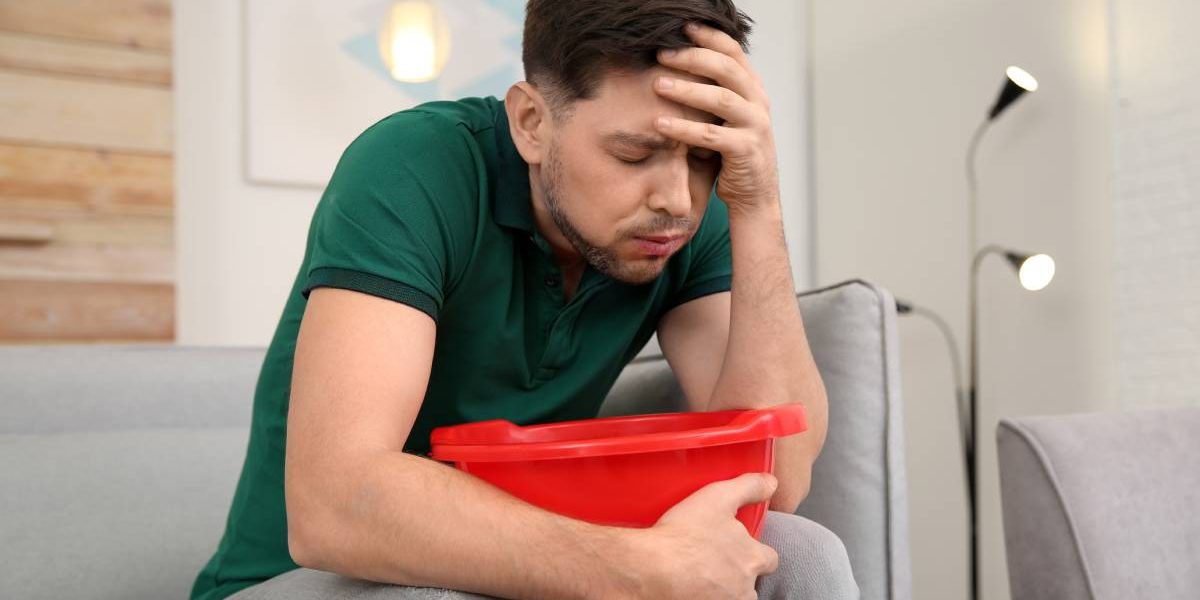 Atenție! Semnele indigestiei de Paște: Când NU mai aștepți și chemi doctorul!