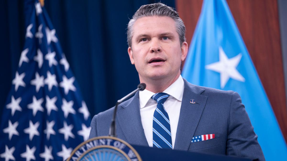 Hegseth, gafe la Pentagon: A citit verset biblic FAKE din Pulp Fiction