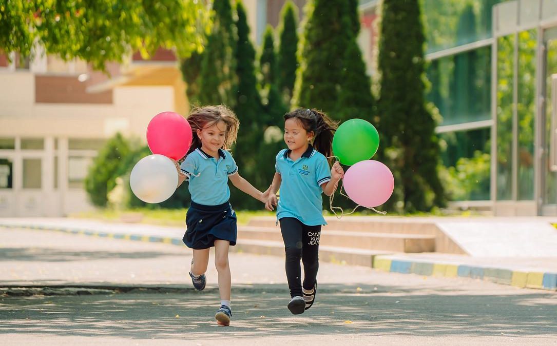 De la joacă la performanță: Cum Școala Internațională din București modelează elevi capabili