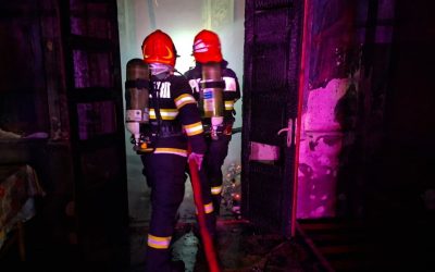 Un incendiu soldat cu deces a avut loc în noaptea trecută pe Strada Neptun din municipiul Tulcea, fiind o tragedie care a dus la moartea a două persoane