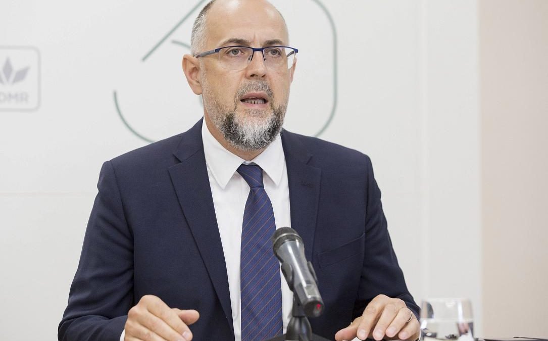 UDMR ia legătura cu noul guvern ungar după schimbarea de la alegeri