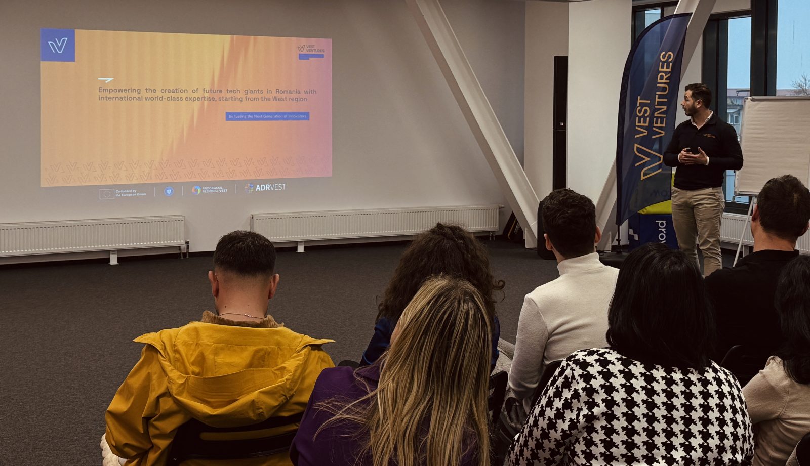 Nouă startup-uri din România și din Europa au fost selectate din aproximativ 100 de candidaturi pentru prima cohortă a programului de accelerare lansat de Vest Ventures, primul fond de investiții de capital de risc din vestul României, cofinanțat din fonduri europene, conform unui comunicat transmis luni către StartupCafe.ro