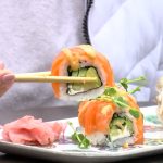 După Paște, românii vor mâncare ușoară: Cât costă o masă „altfel” în București