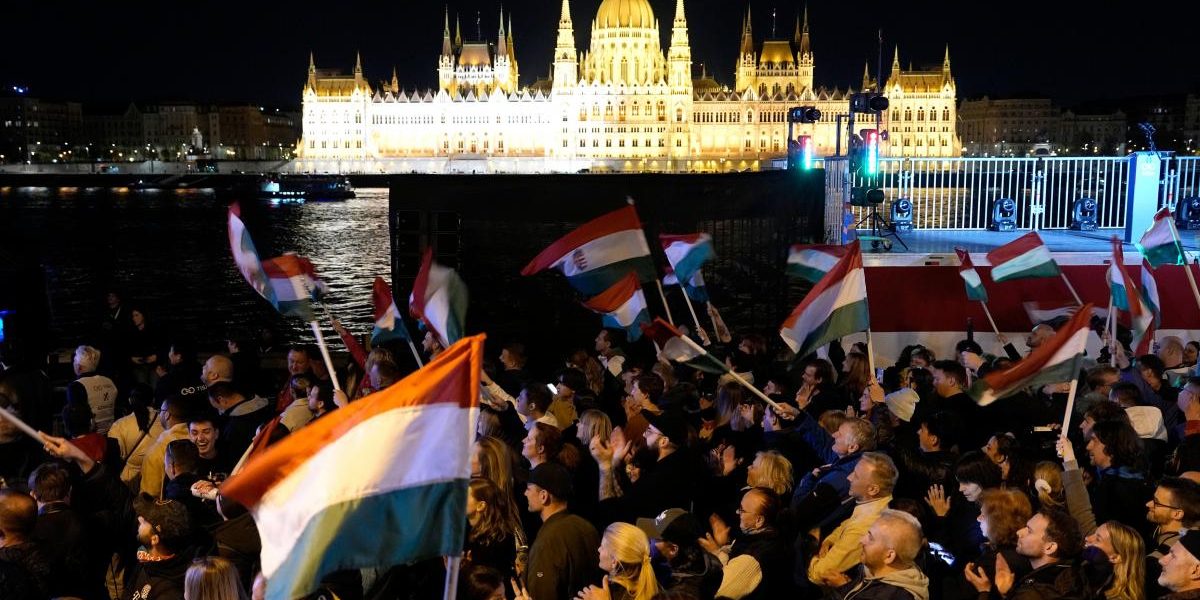 Reacții dure la înfrângerea lui Viktor Orban: „Inima Europei bate mai tare”