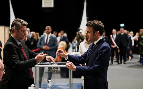 Macron lovește Rusia: Proiect de lege „anti-ingerințe” în alegeri, cu un an înainte de scrutin