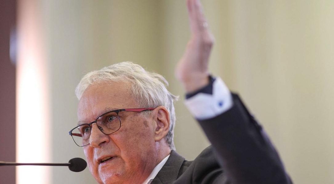 Marius Andruh, noul președinte al Academiei Române