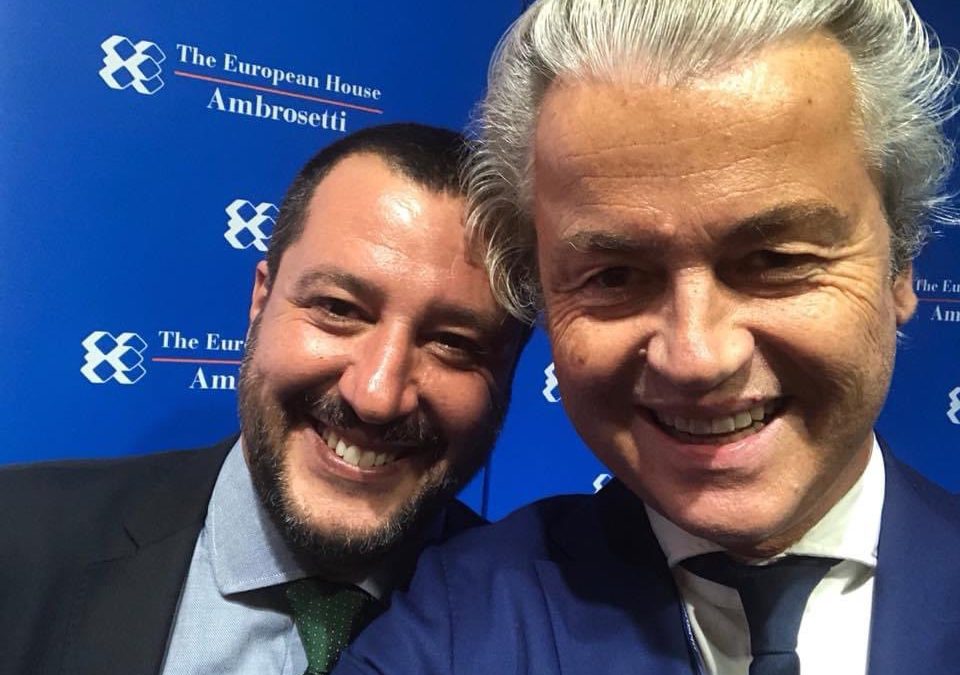 Extrema dreaptă se adună la Milano, stânga vrea să apere democrația la Barcelona