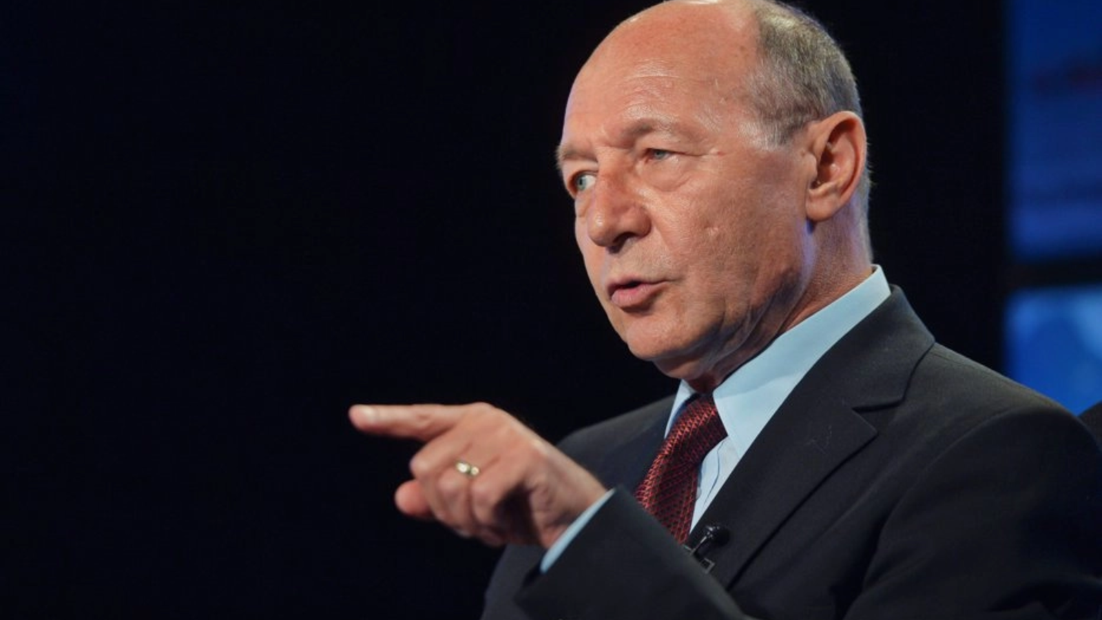 Traian Băsescu a avertizat asupra riscului unei crize de aprovizionare cu carburant în Europa, recomandând luarea de măsuri imediate pentru raționalizarea consumului