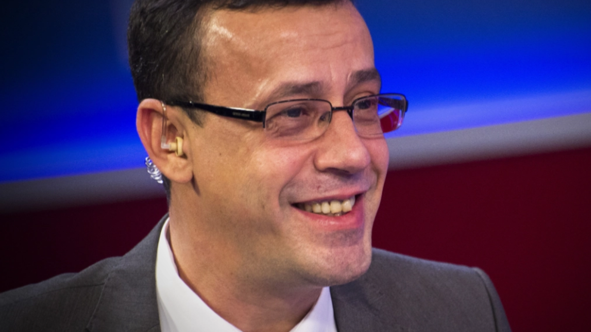Ciutacu dezvăluie cine câștigă războiul PNL-PSD după Bolojan: Nicușor Dan decide