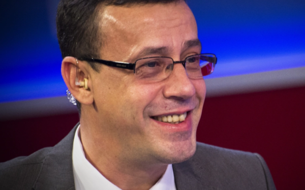 Ciutacu dezvăluie cine câștigă războiul PNL-PSD după Bolojan: Nicușor Dan decide