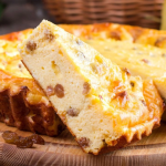 Pască de Paște: Rețeta bunicii, cu brânză și stafide, secrete dezvăluite