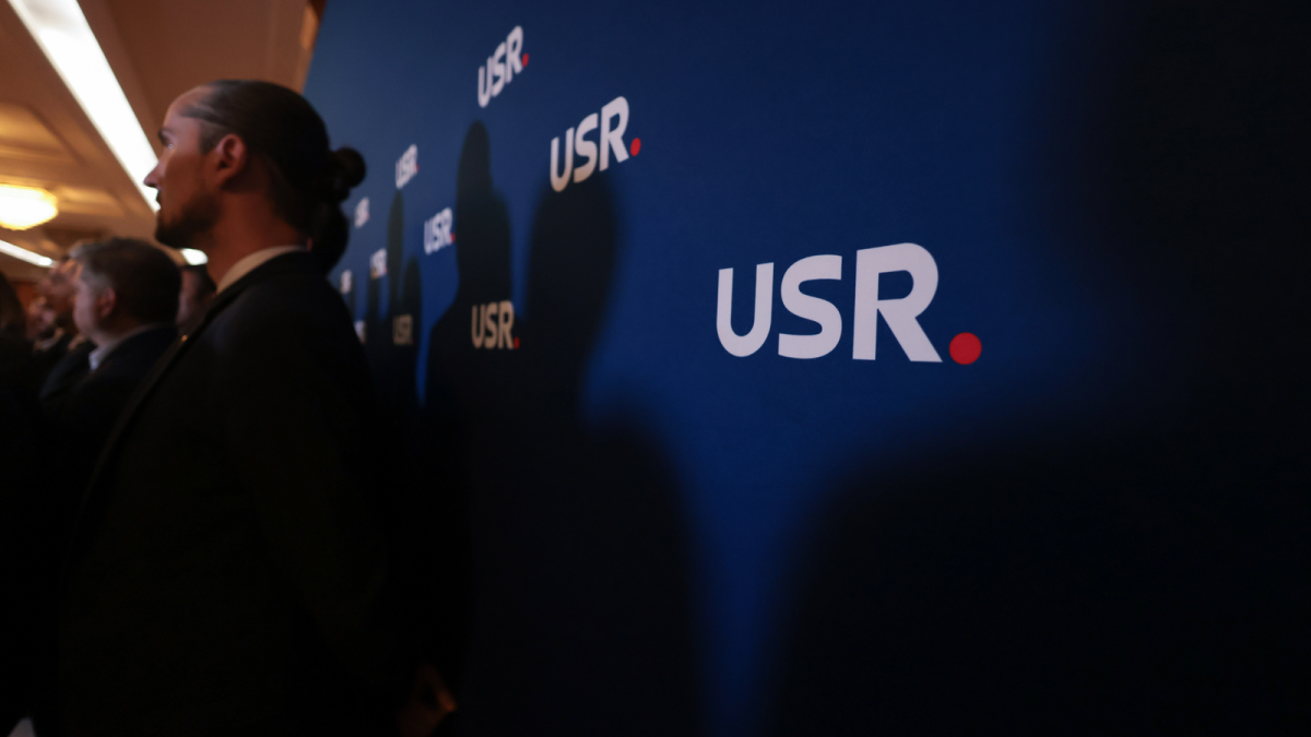 USR forțează anticipate: "Abandon" de țară, avertizează liderii, în plină criză