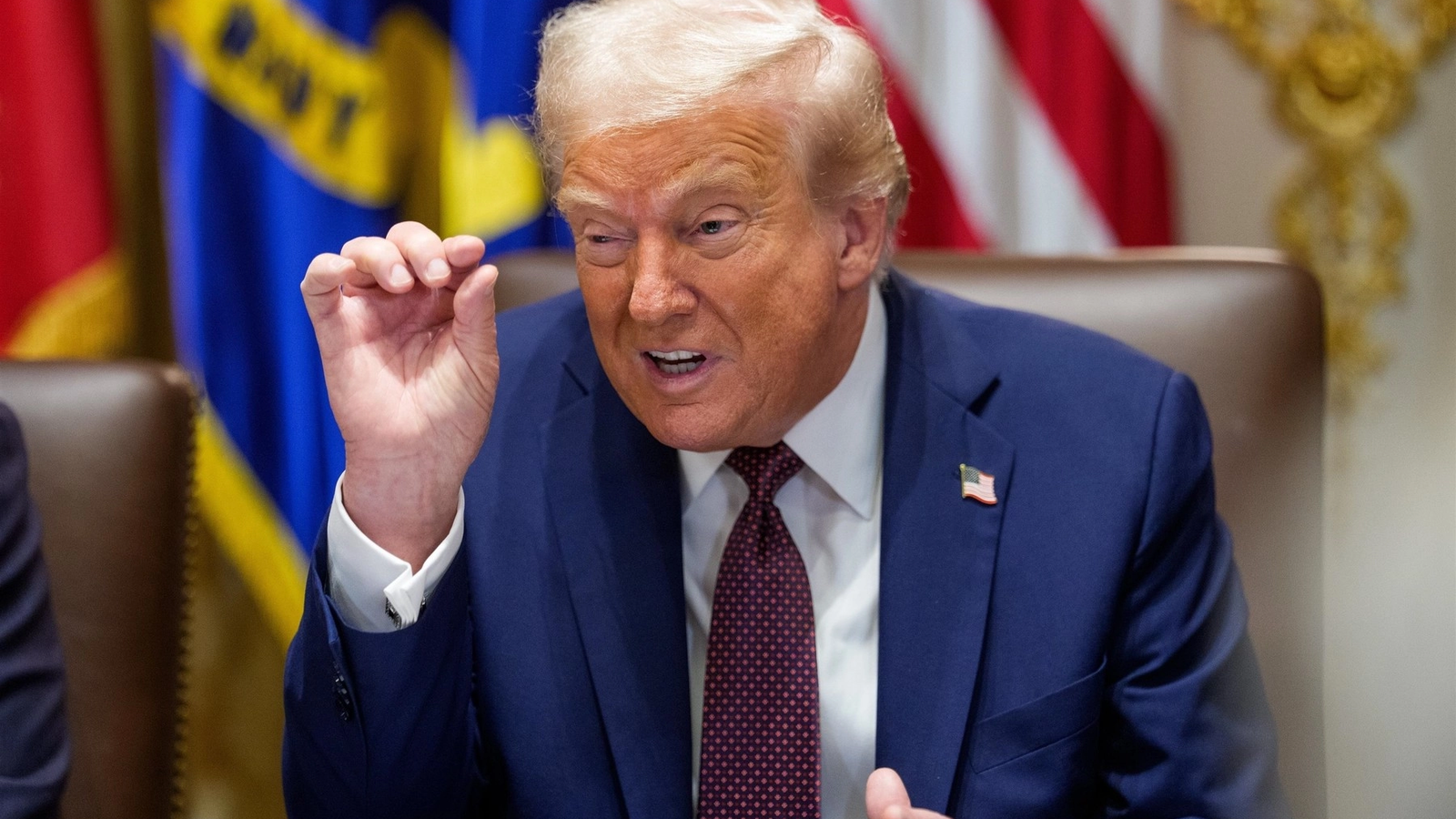 Trump amenință: Navele SUA în Golful Persic, ținte pentru "eliminare"